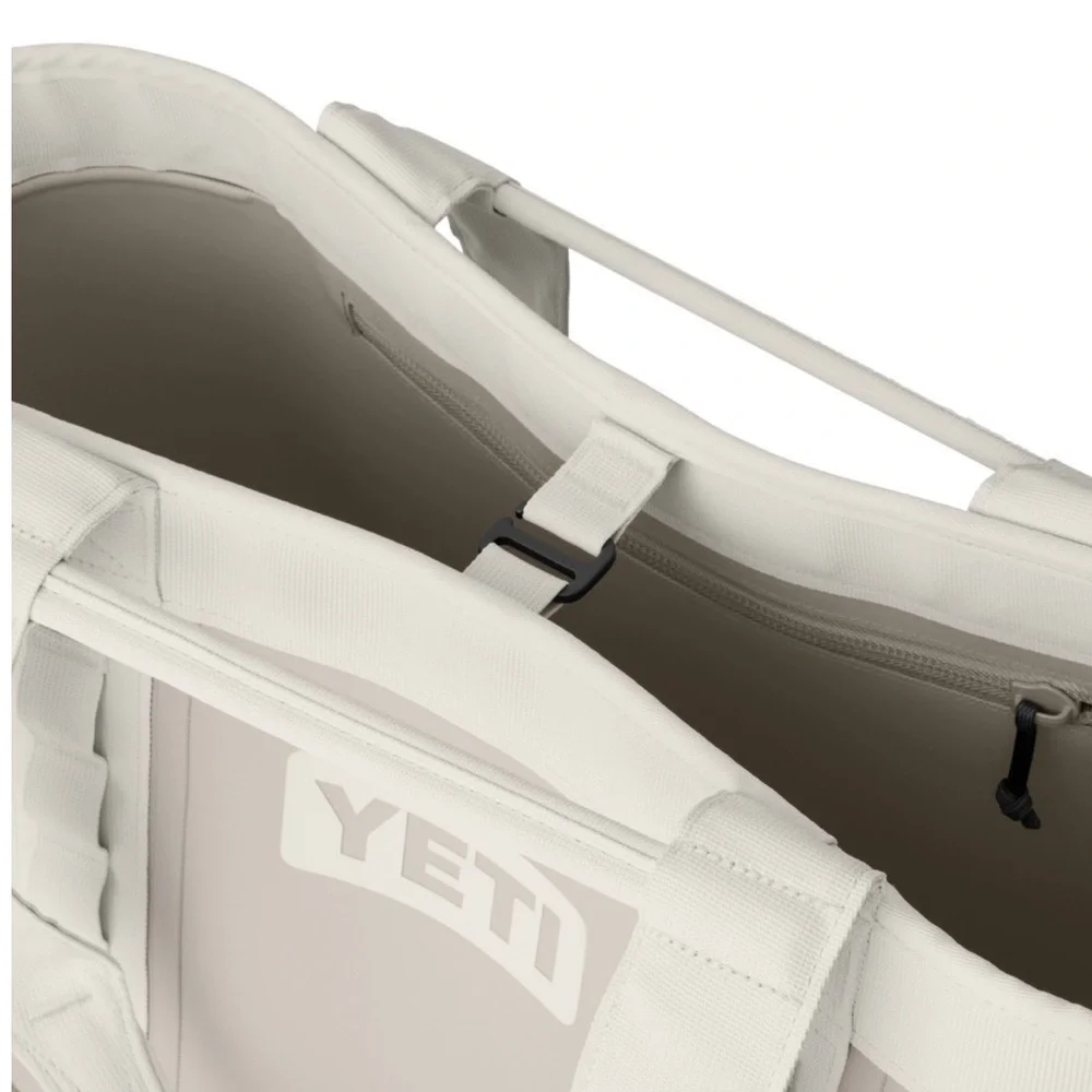 YETI Camino 35 Carryall 2.0 Bag NWT - Picture 6 of 8
